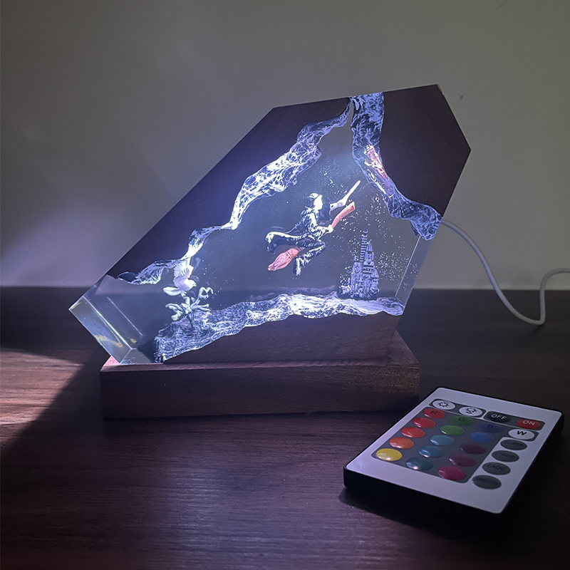 โคมไฟเรซิ่นไม้ลายวิเศษ นักเวทม - Desk Setup Lamp บทวิจารณ์และราคา